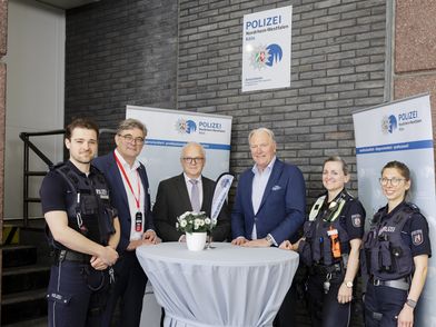 Gerald Böse, CEO of Koelnmesse GmbH, and Chief of Police Johannes Hermanns opened the new Cologne Police station